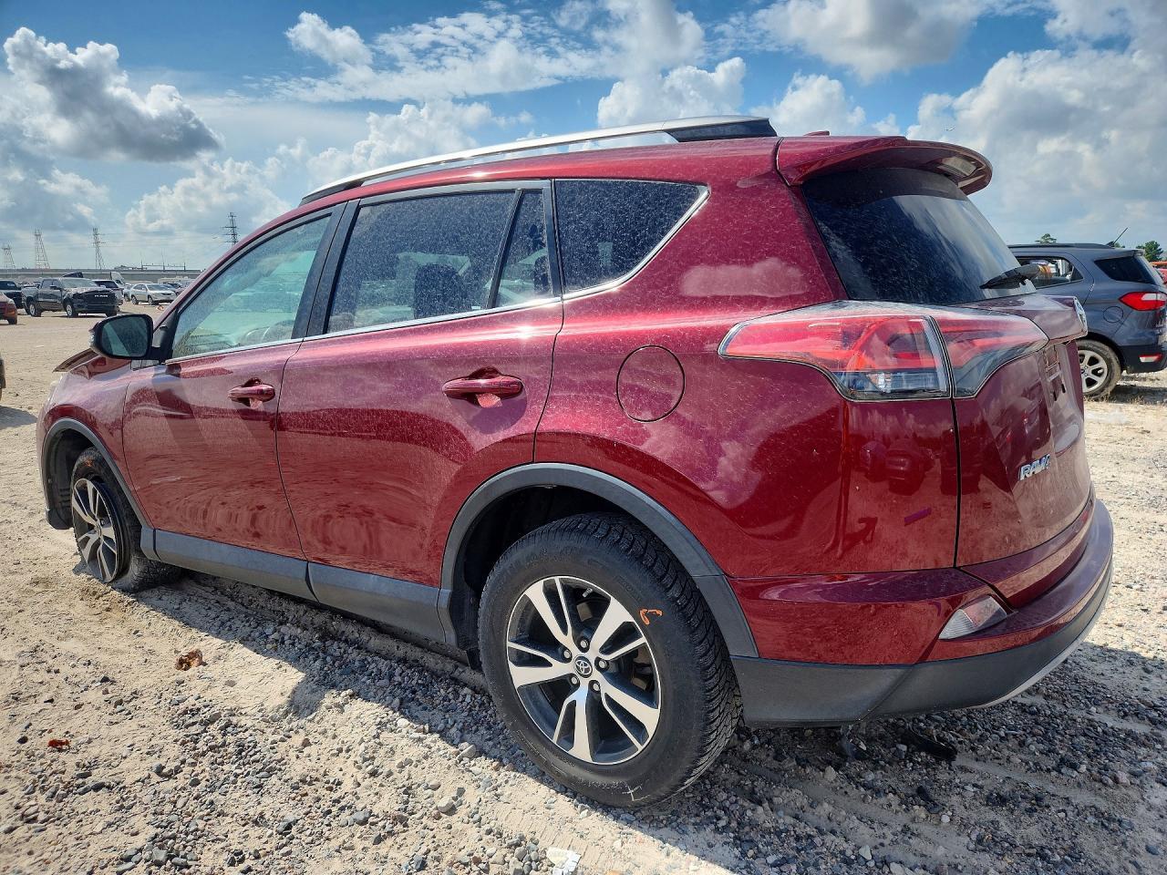 2018 Toyota Rav4 Xle - Фото 2