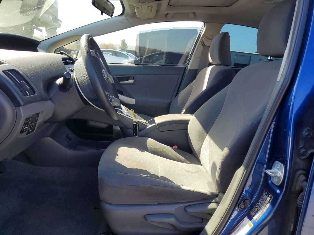 2010 Toyota Prius Iii - Image 7