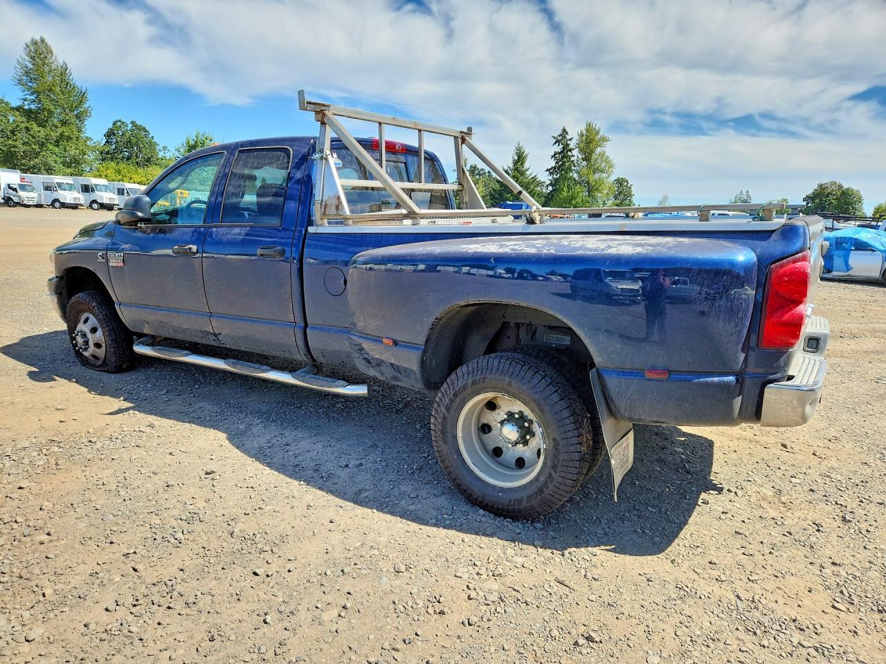2008 Dodge Ram 3500 St - Фото 2