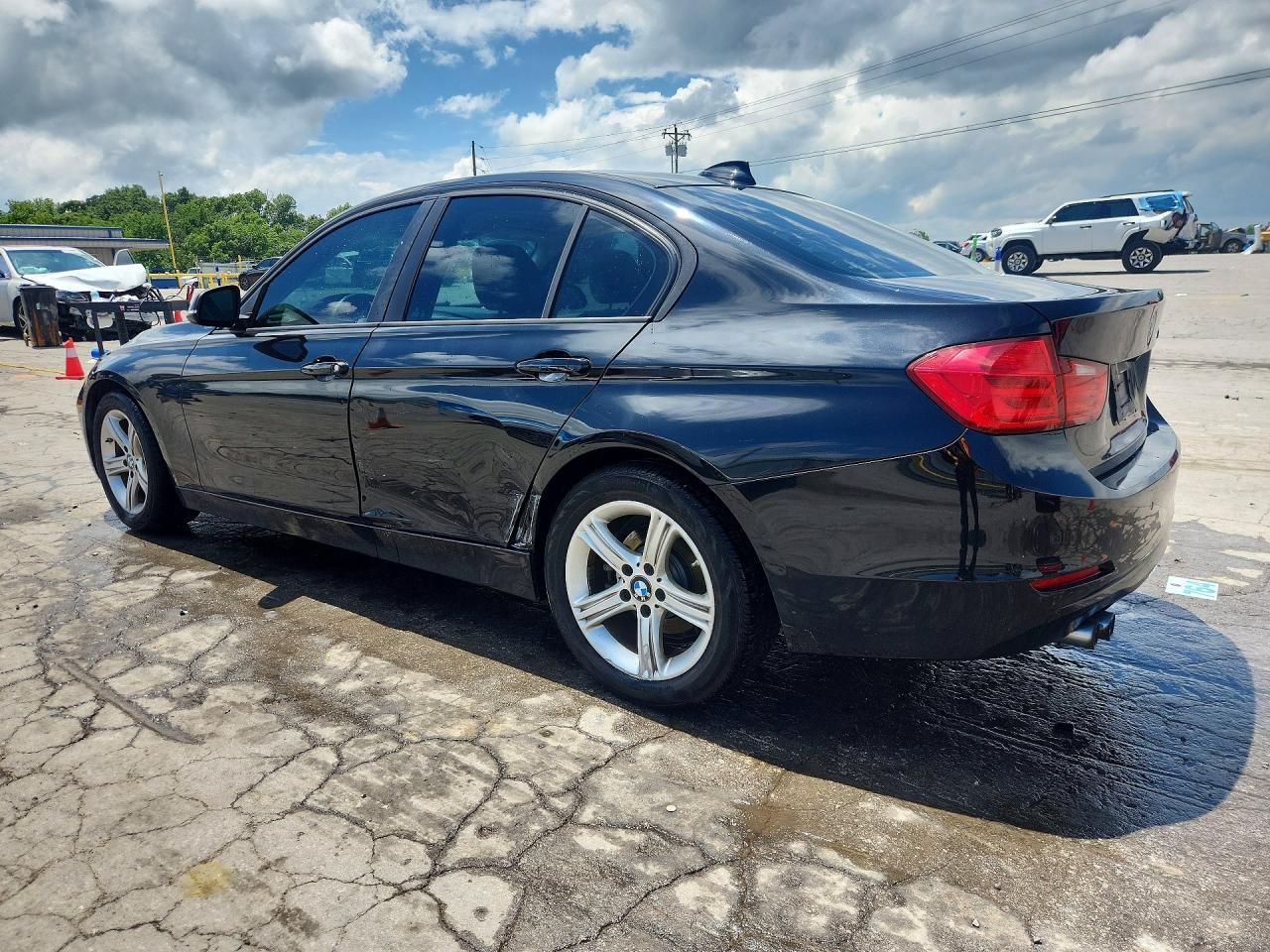 2015 BMW 328 I - Image 2