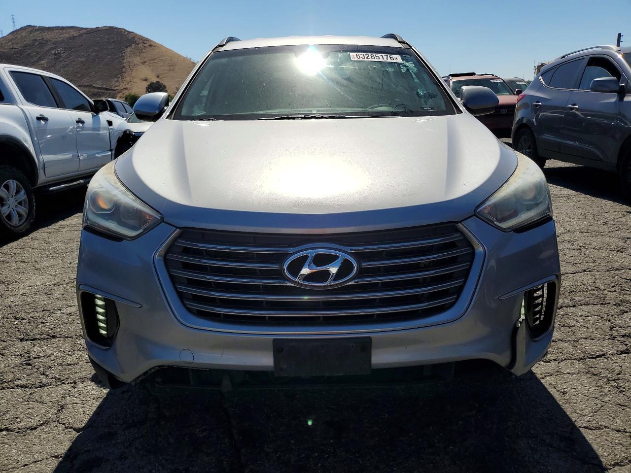 2019 Hyundai Santa Fe Xl Se - Image 5