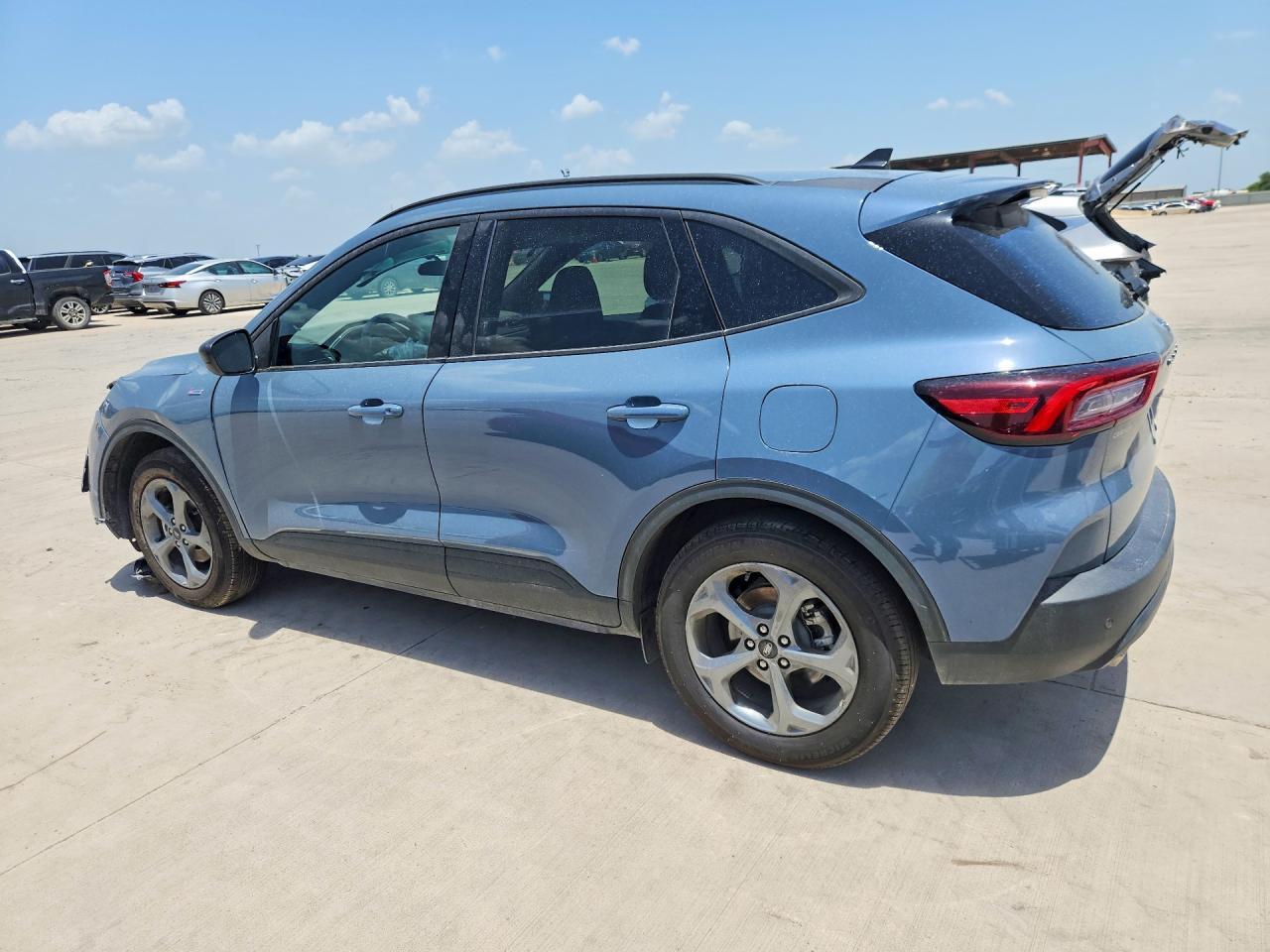 2025 Ford Escape St Line - Фото 2
