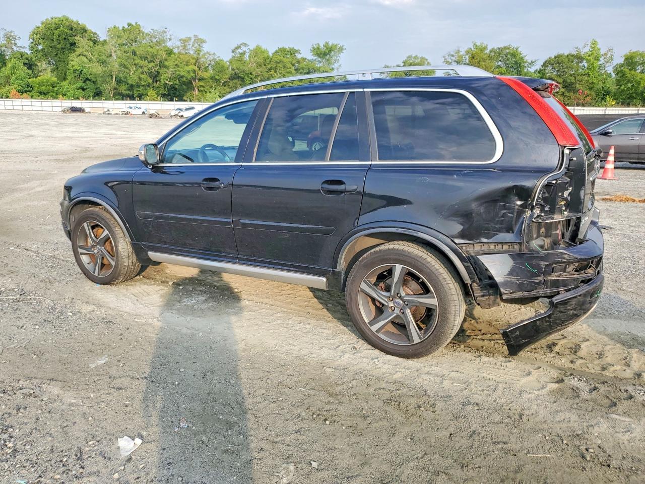 2013 Volvo Xc90 R Design - Image 2