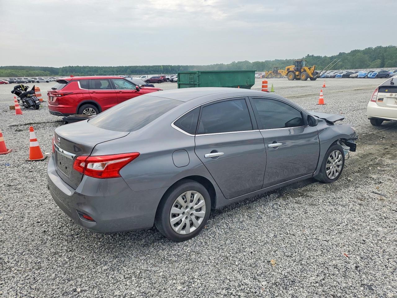 2019 Nissan Sentra S - Фото 3