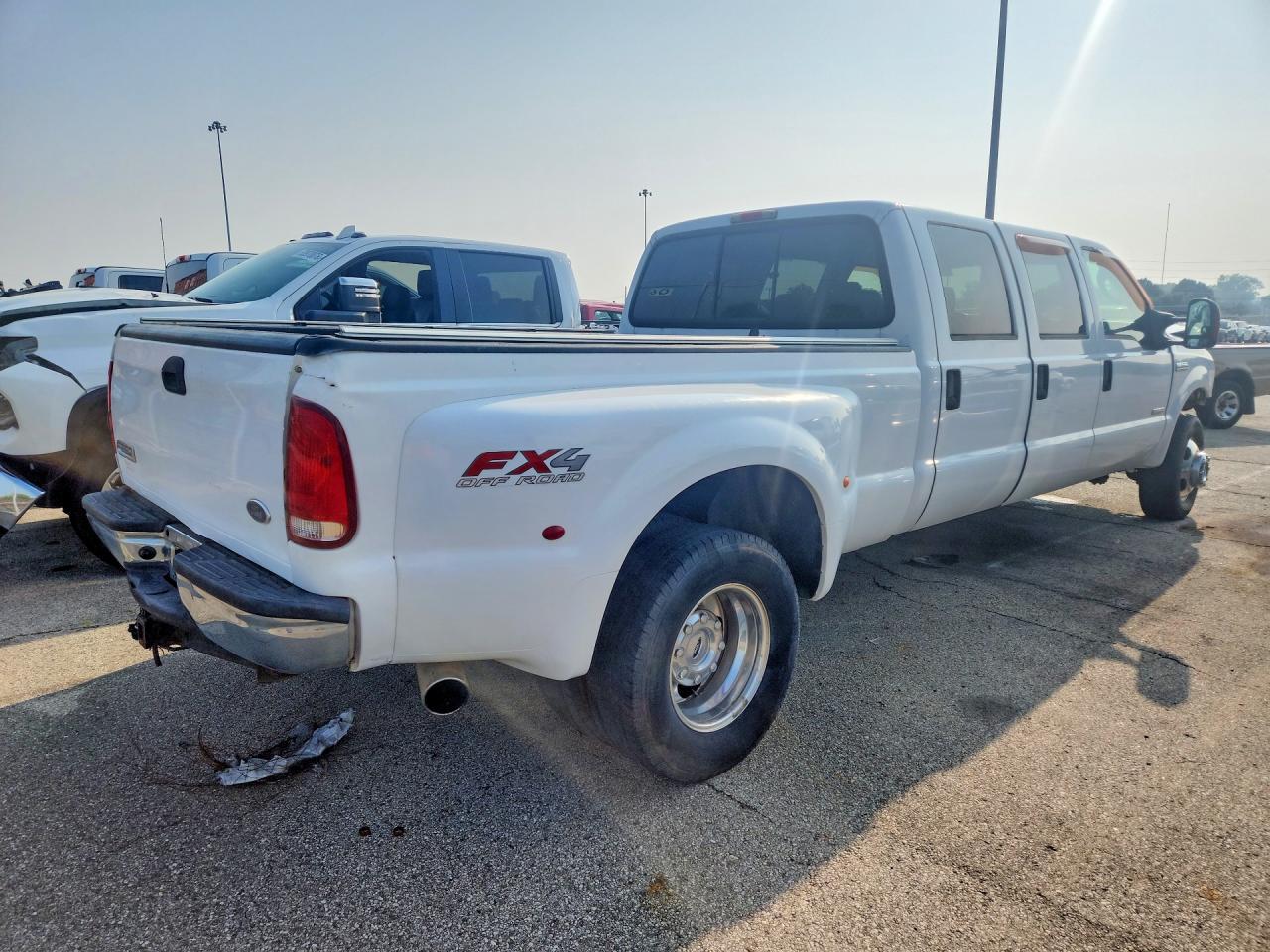 2005 Ford F350 Super Duty - Фото 3