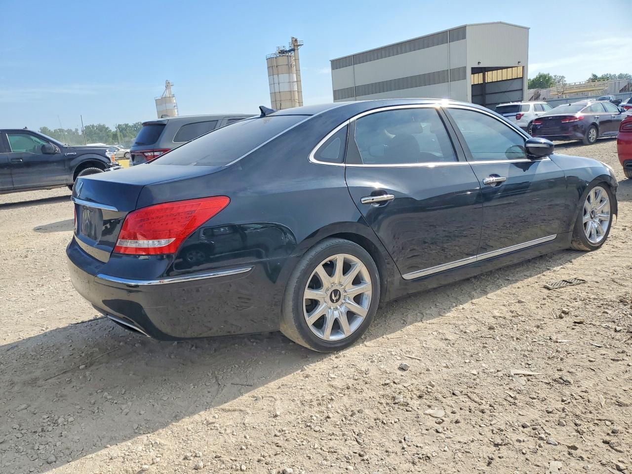 2012 Hyundai Equus Signature - Фото 3