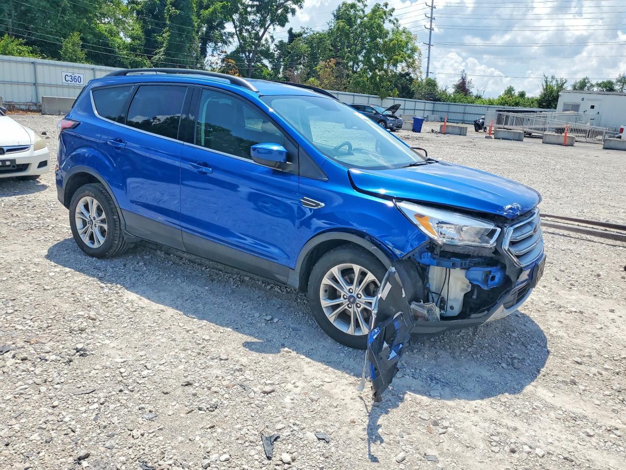 2018 Ford Escape Se - Фото 4