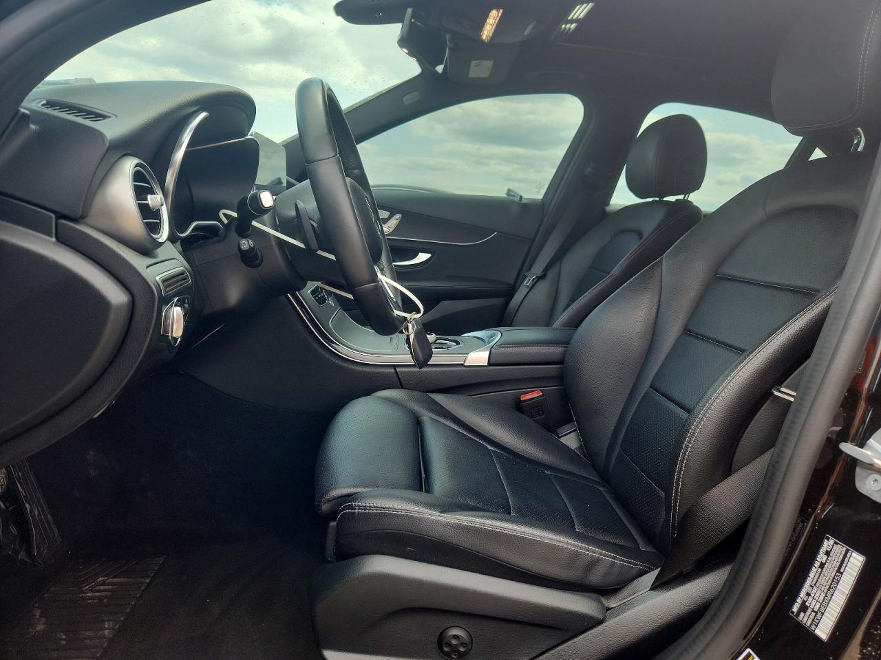 2021 Mercedes-Benz C 300 4Matic - Фото 7