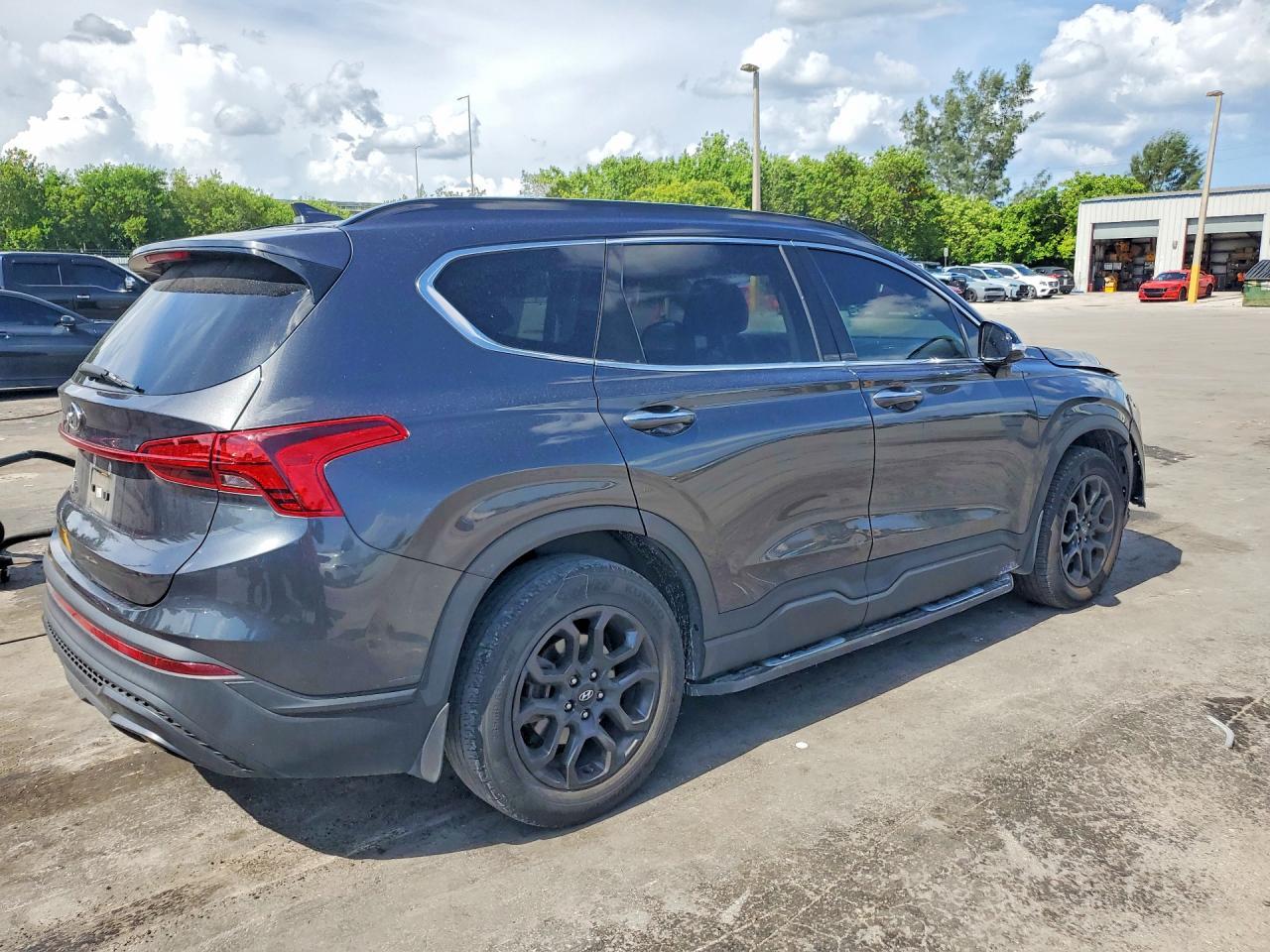 2022 Hyundai Santa Fe Xrt - Image 3