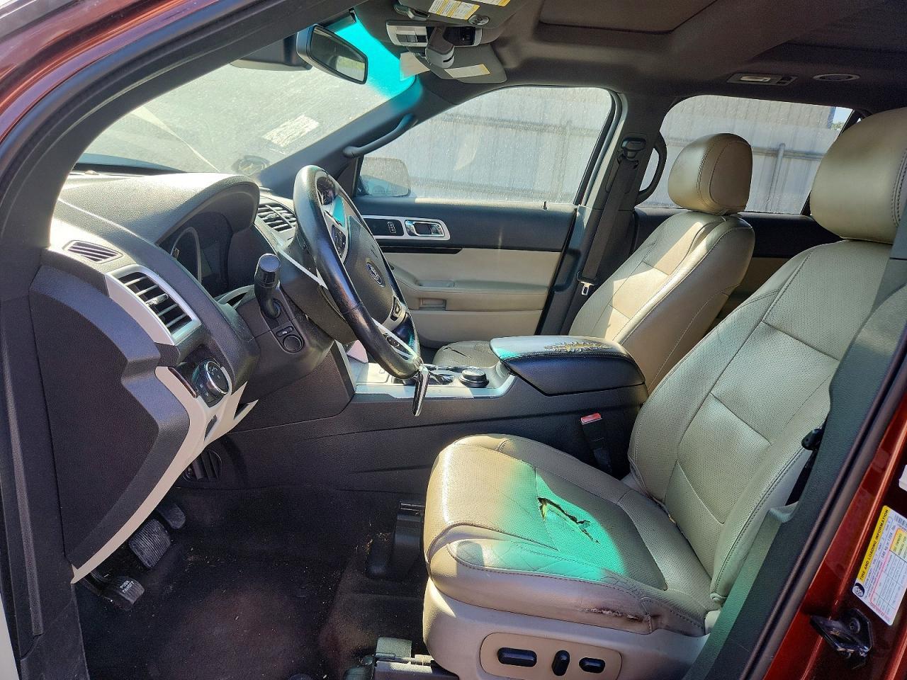 2015 Ford Explorer Limited - Image 7