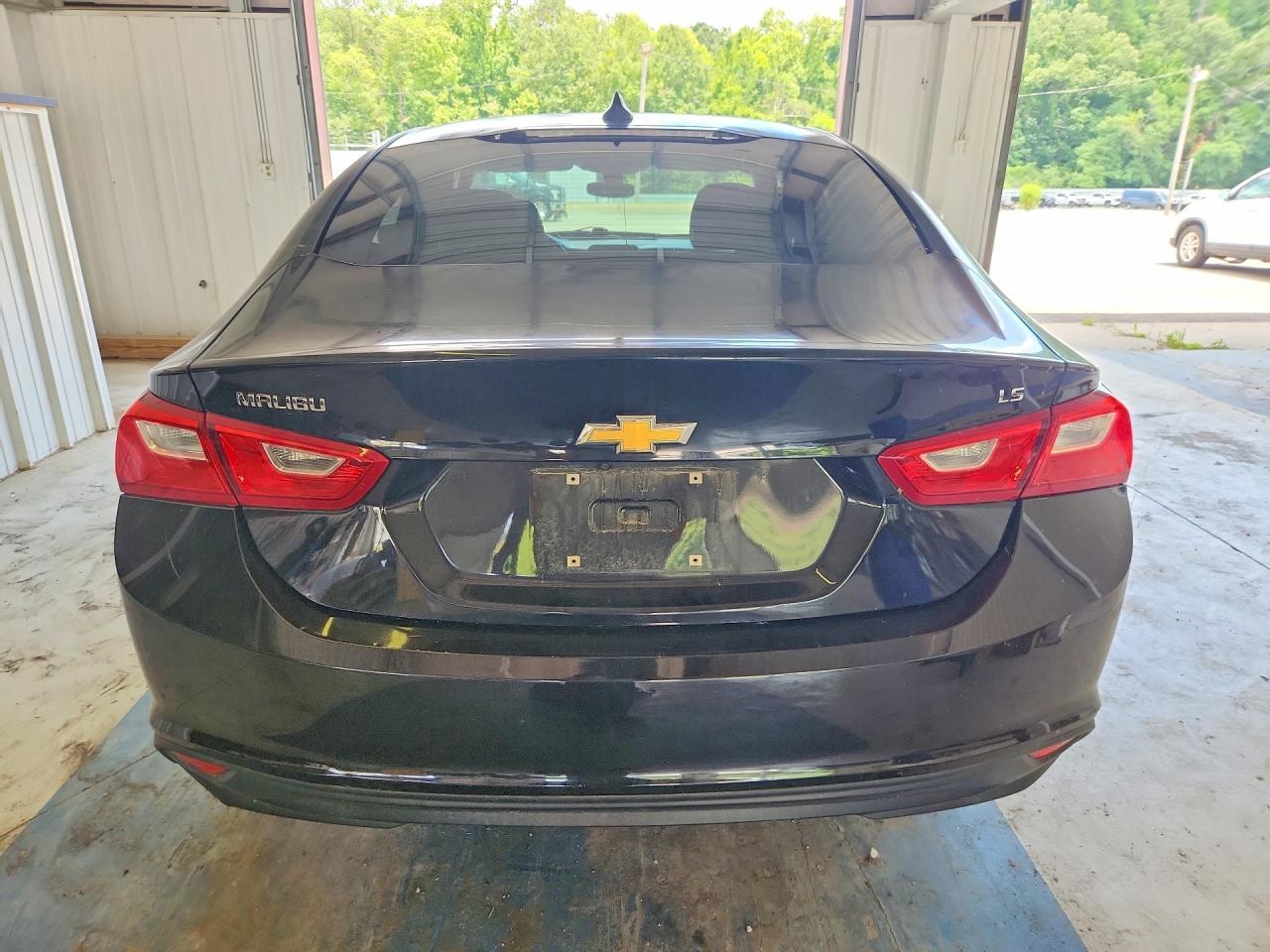 2016 Chevrolet Malibu Ls - Image 6