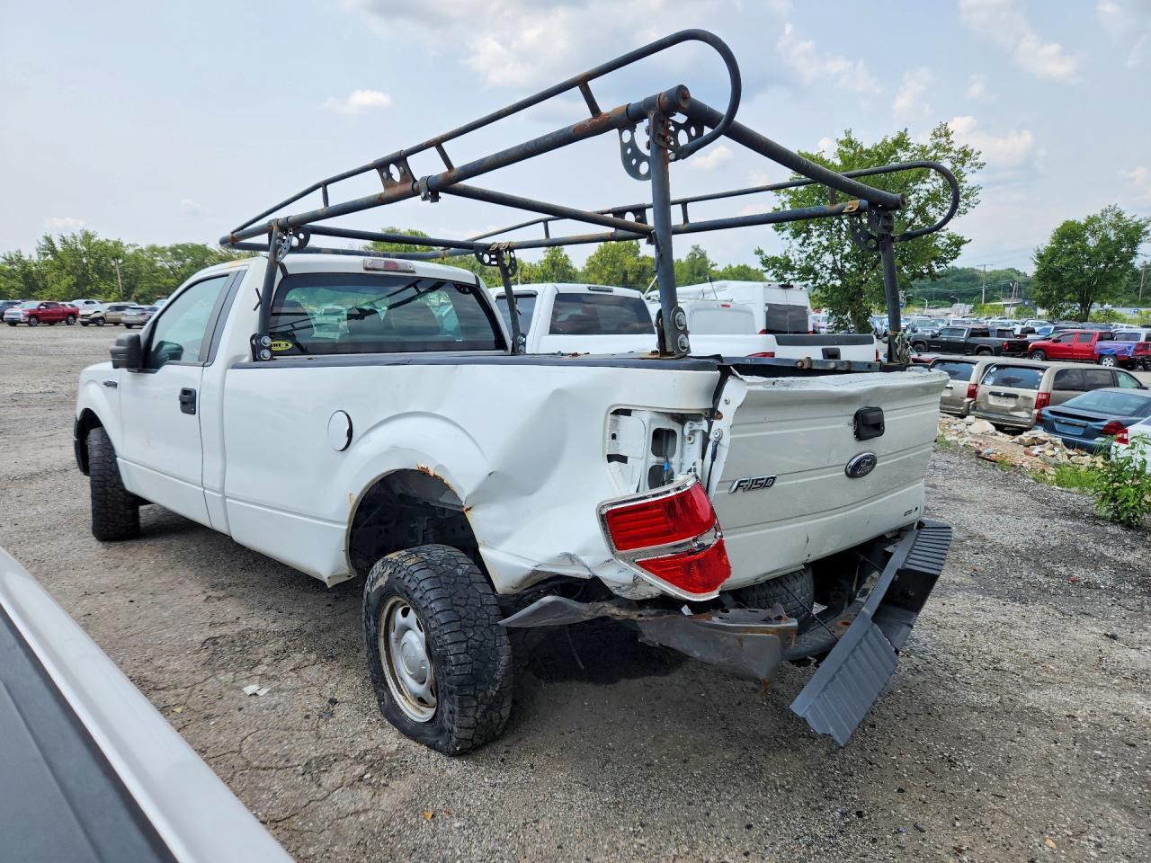 2013 Ford F150 - Image 2