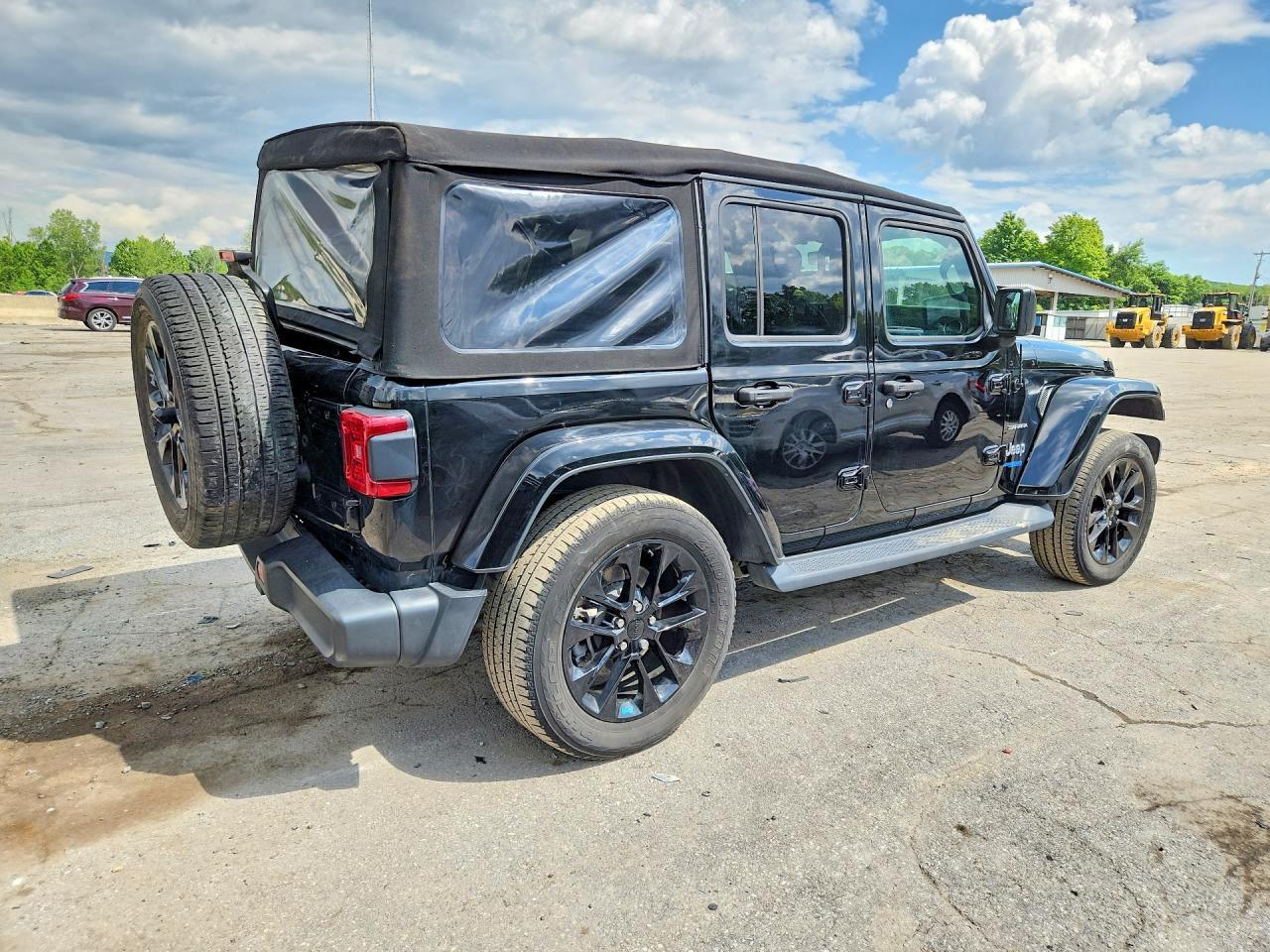 2022 Jeep Wrangler Unlimited Sahara 4Xe - Фото 3