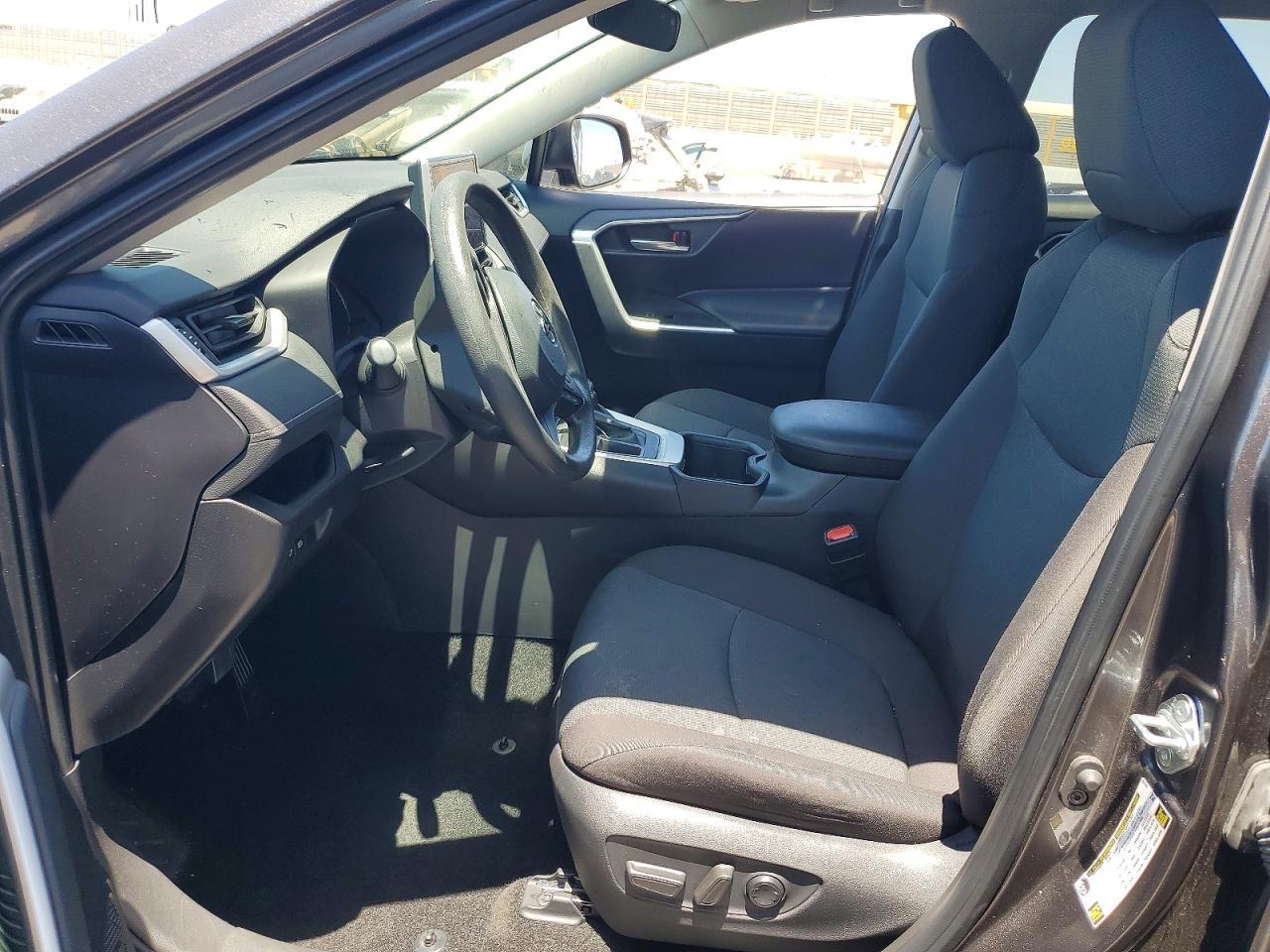 2024 Toyota Rav4 Xle - Image 7