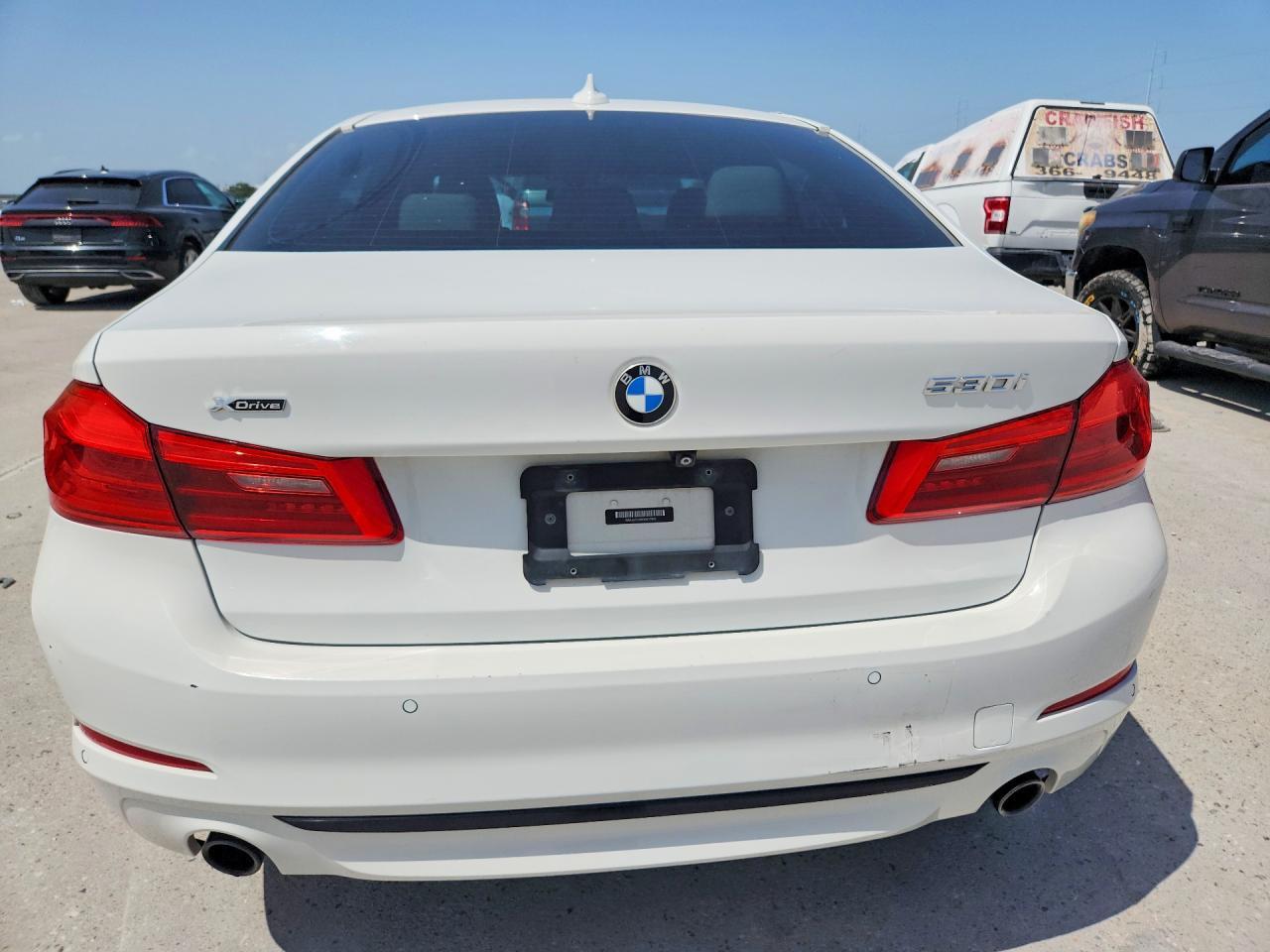 2019 BMW 530 Xi - Фото 6
