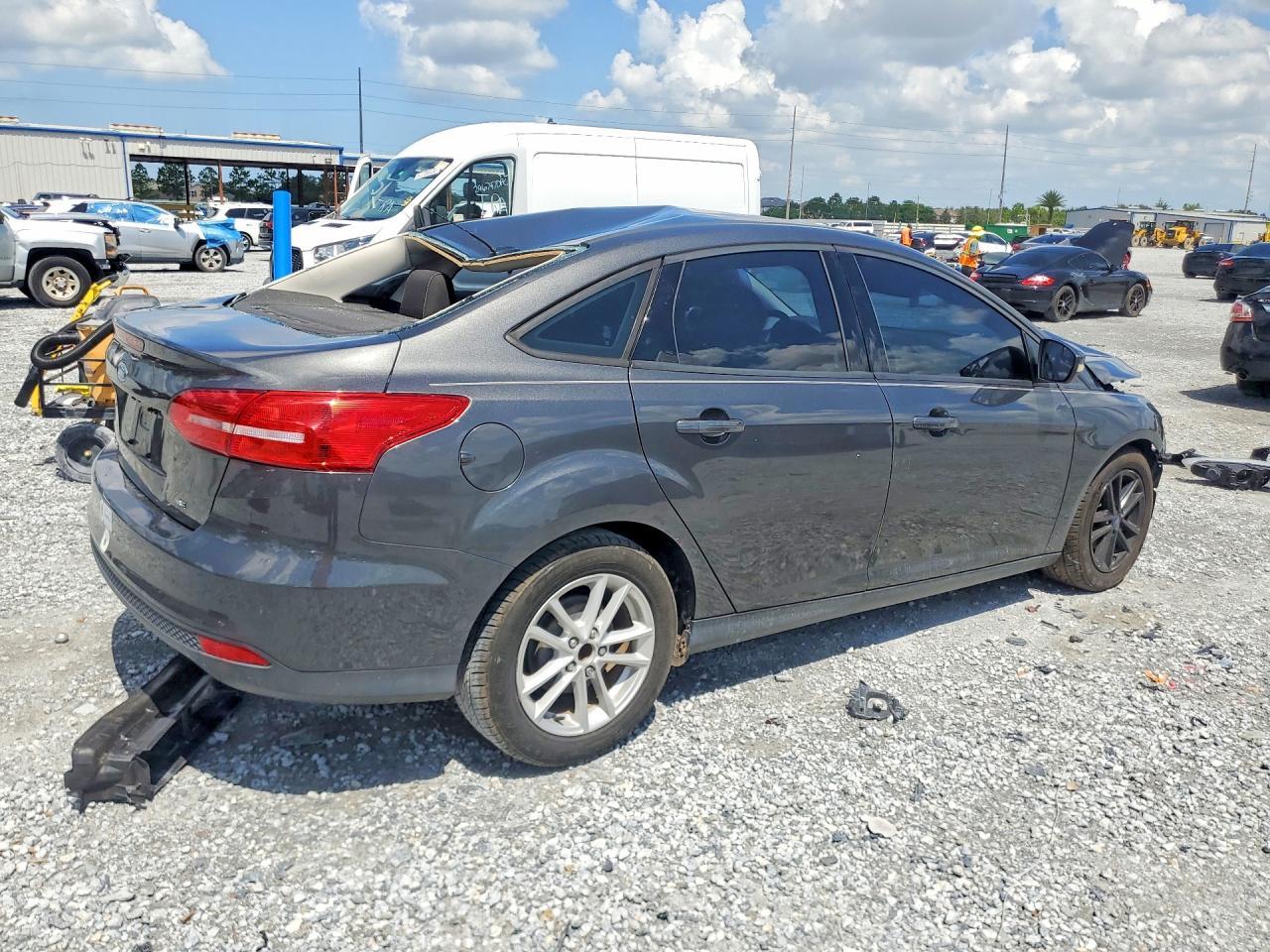 2017 Ford Focus - Image 3