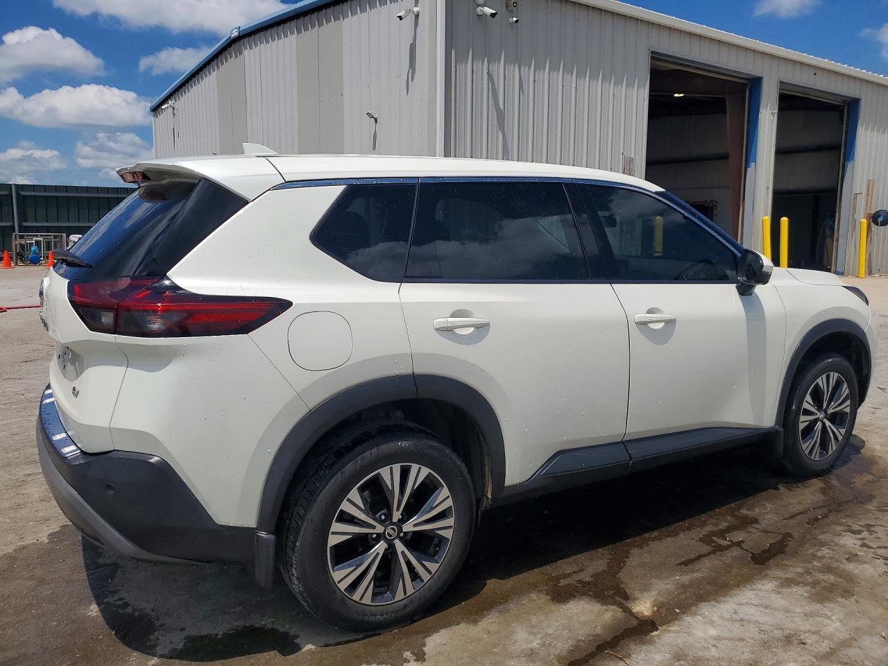 2021 Nissan Rogue Sv - Фото 3