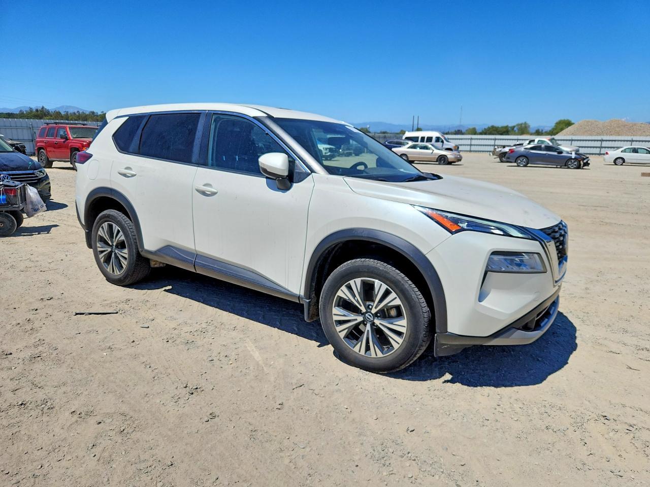 2023 Nissan Rogue Sv - Фото 4