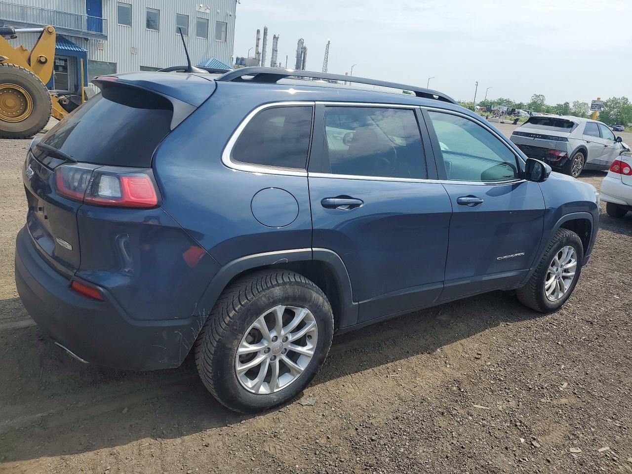 2022 Jeep Cherokee - Image 3
