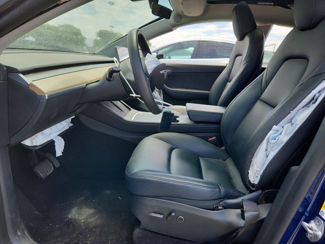 2022 Tesla Model Y - Фото 7