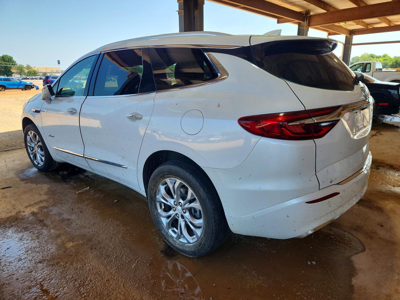 2021 Buick Enclave Avenir - Фото 2