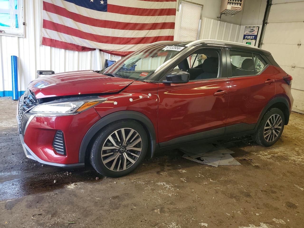 2022 Nissan Kicks Sv