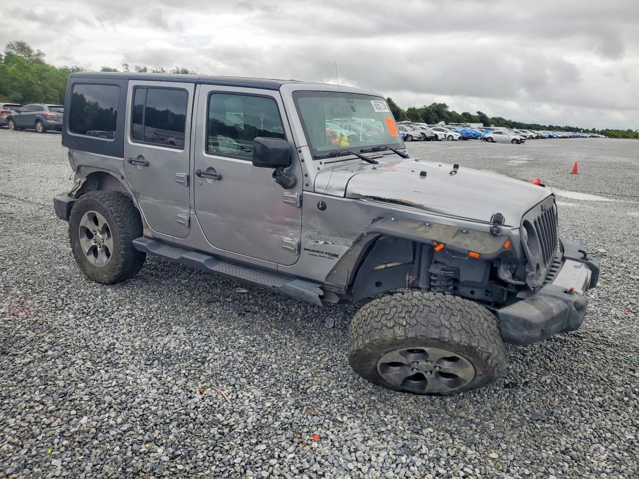 2018 Jeep Wrangler Unlimited Sahara - Image 4