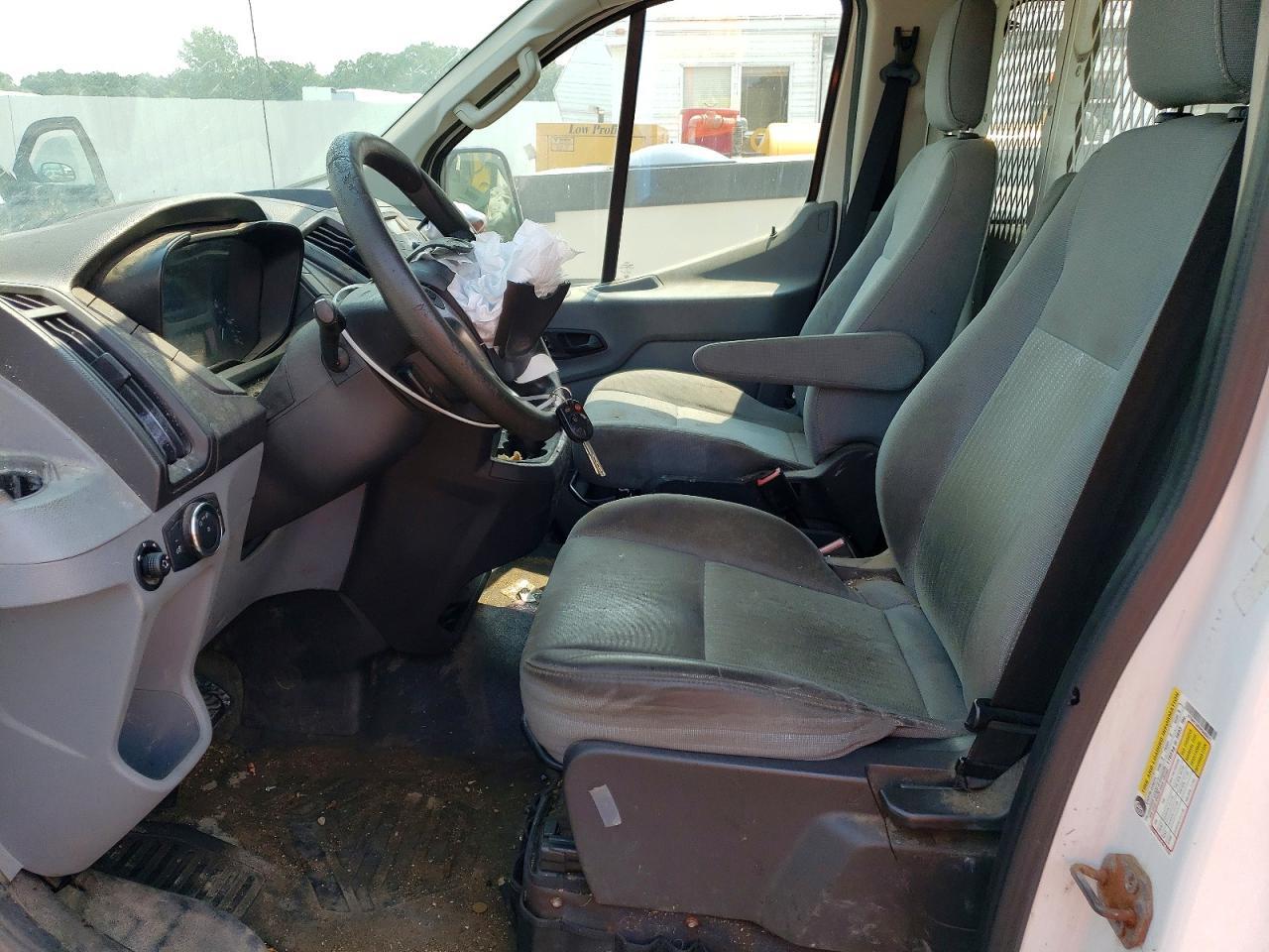 2015 Ford Transit 250 Delivery Van - Фото 7
