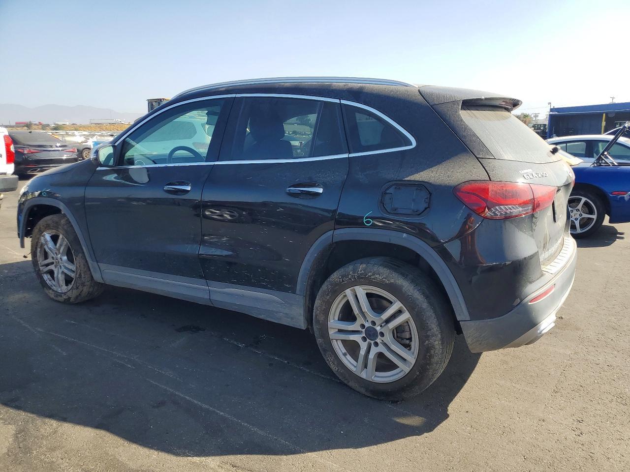 2021 Mercedes-Benz Gla 250 - Image 2
