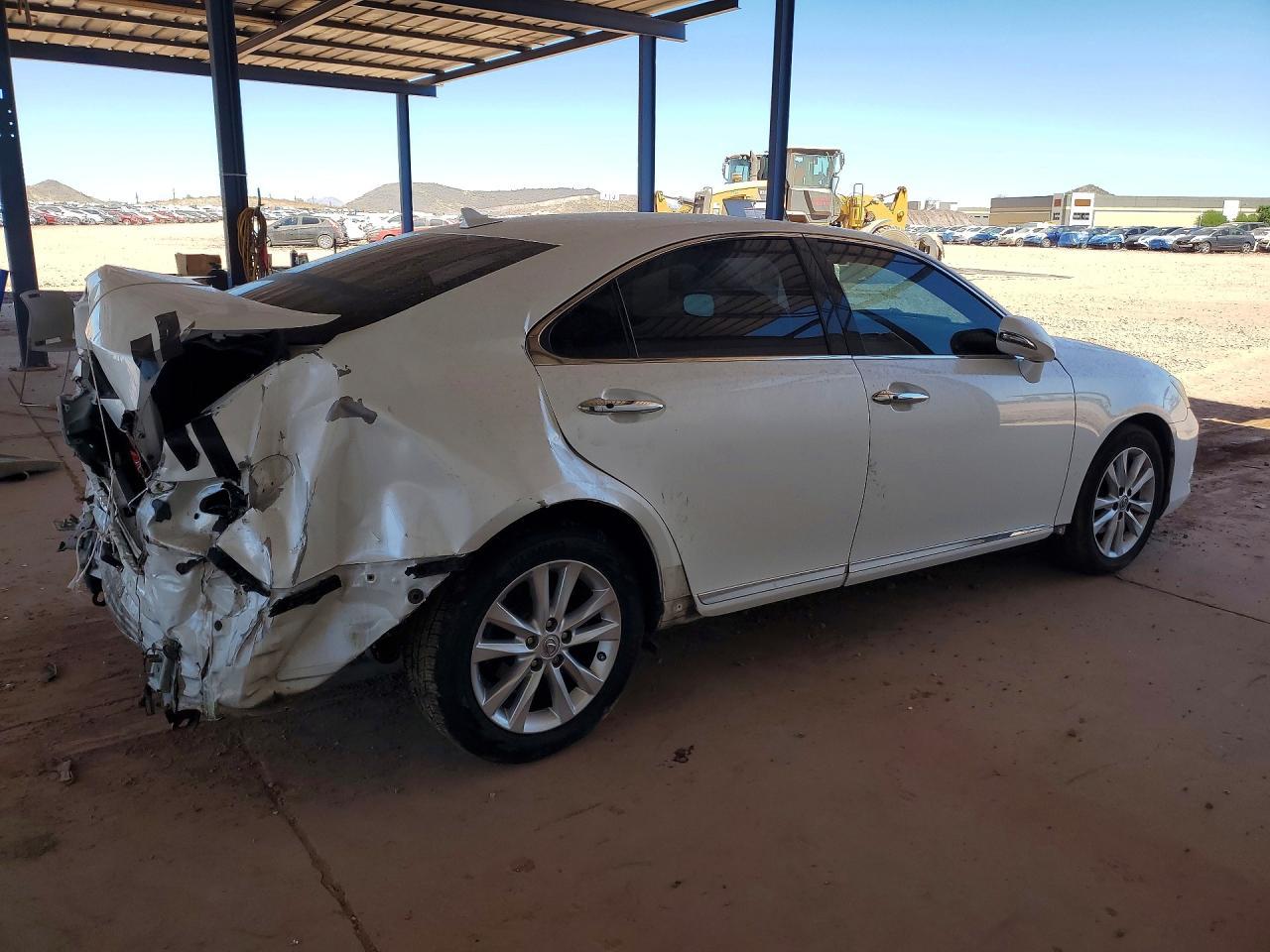 2011 Lexus Es 350 - Image 3
