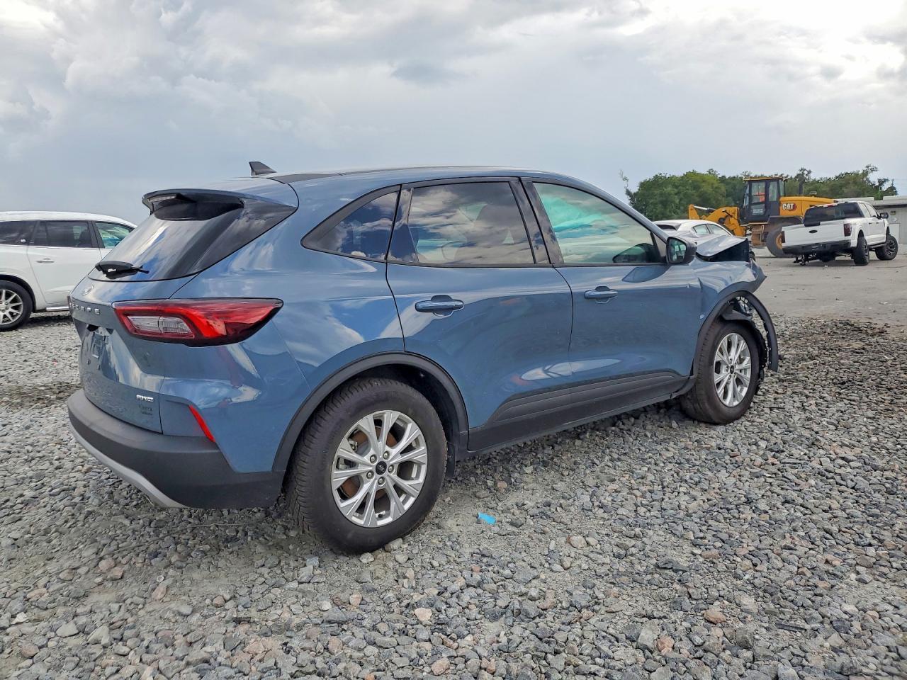2025 Ford Escape Active - Фото 3