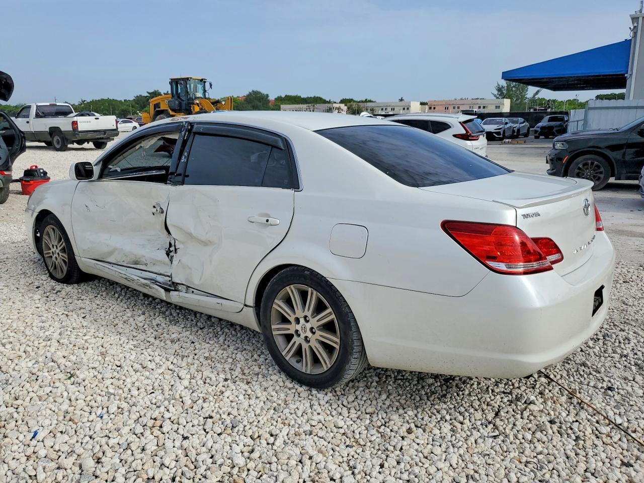 2007 Toyota Avalon Limited - Фото 2