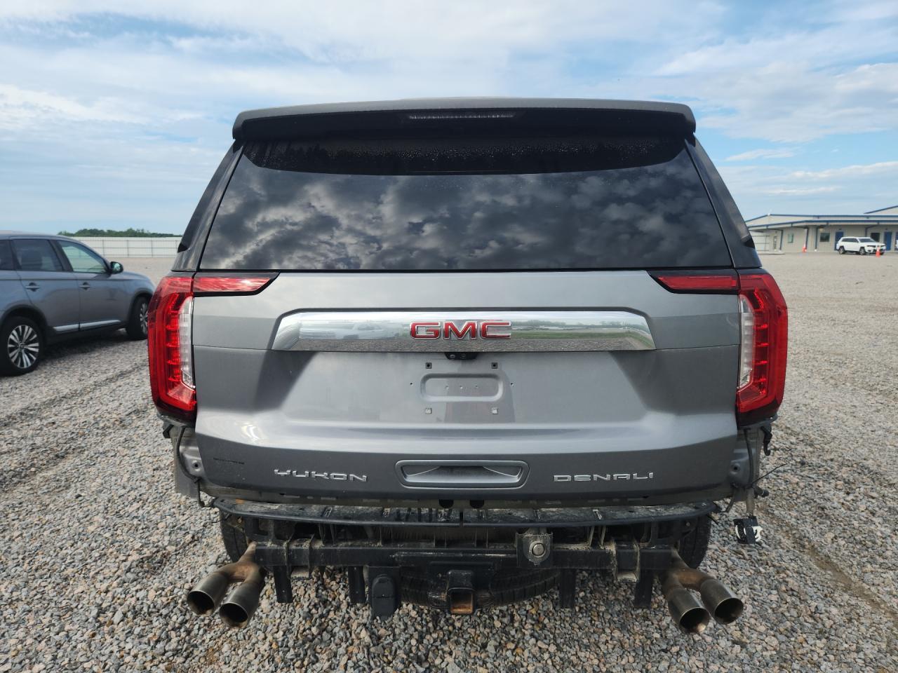 2021 GMC Yukon Denali - Image 6
