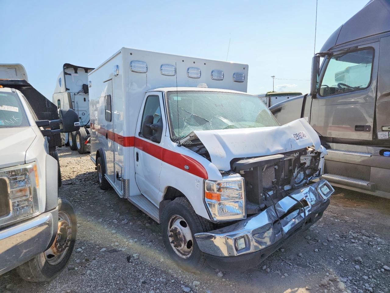 2019 Ford Econoline - Фото 4