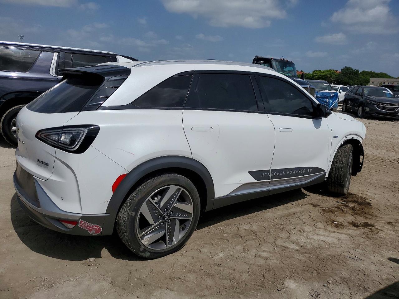 2023 Hyundai Nexo Limited - Image 3
