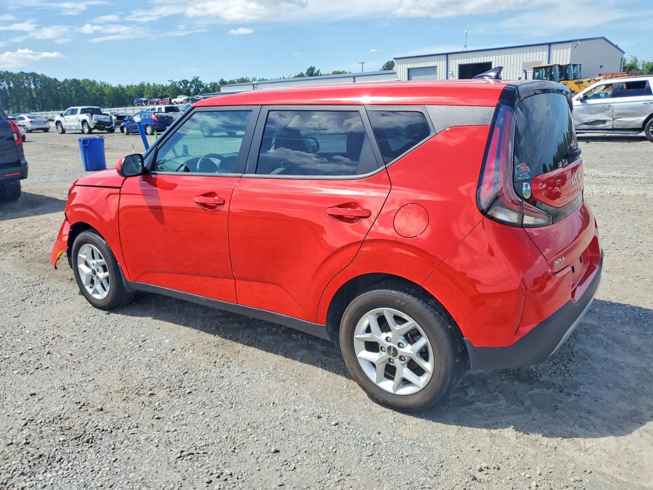 2025 Kia Soul Lx - Image 2
