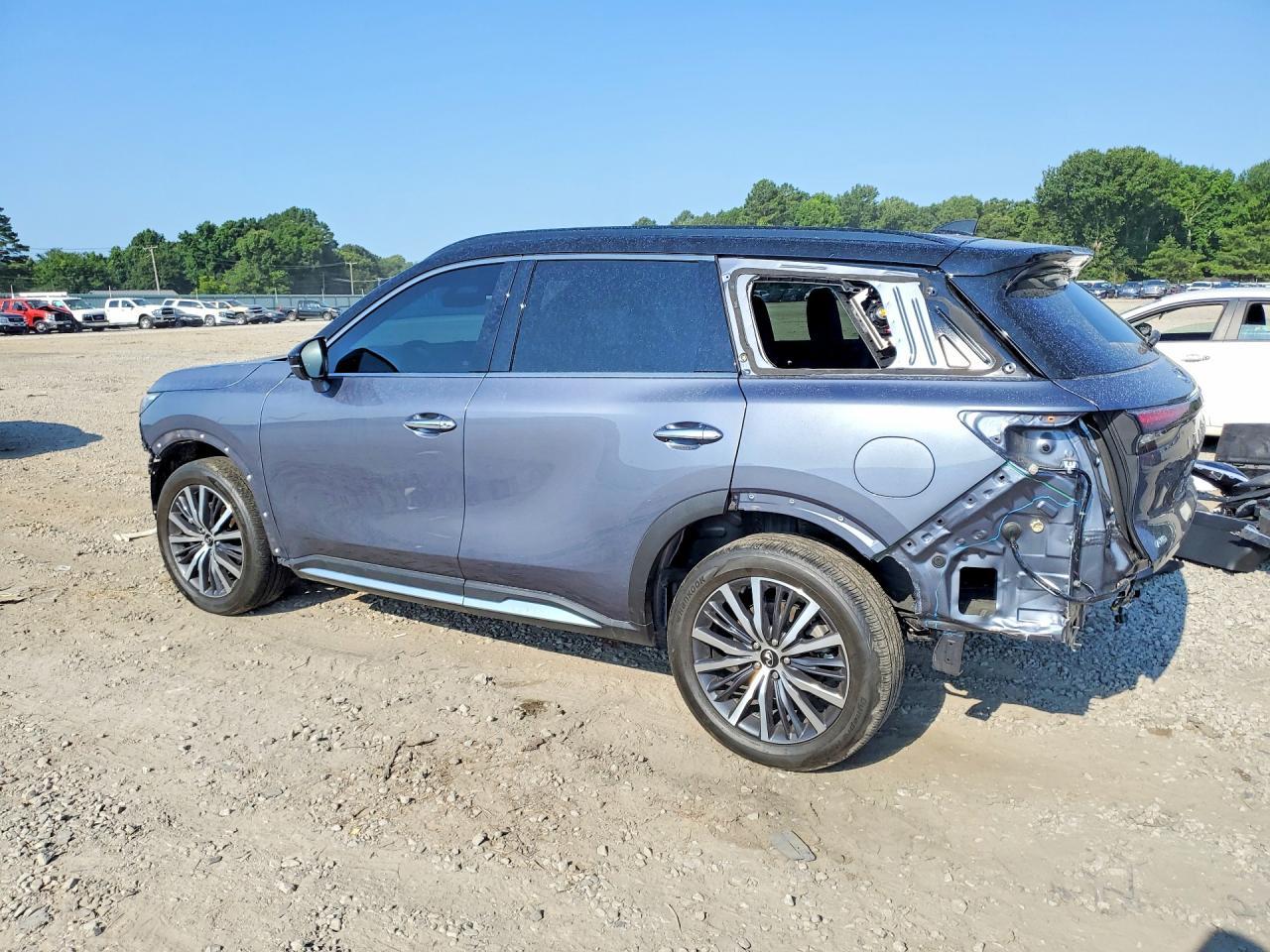 2023 Infiniti Qx60 Autograph - Image 2