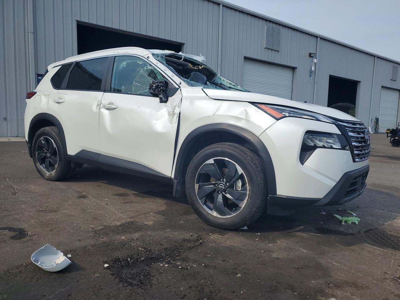 2025 Nissan Rogue Sv - Фото 4