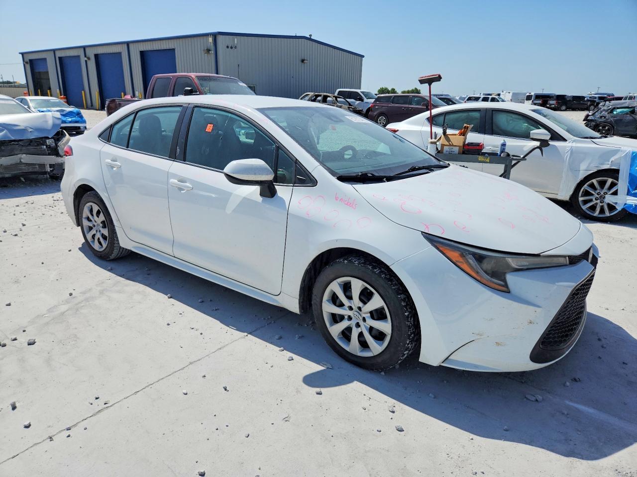 2021 Toyota Corolla Le - Фото 4