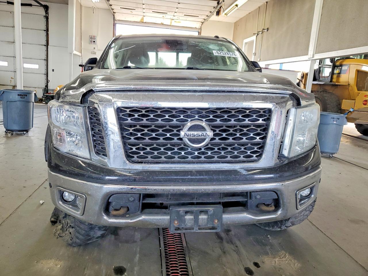 2017 Nissan Titan S - Фото 5