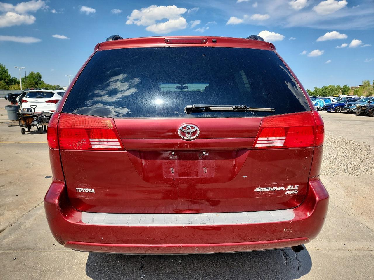2005 Toyota Sienna Xle 7 Passenger - Image 6