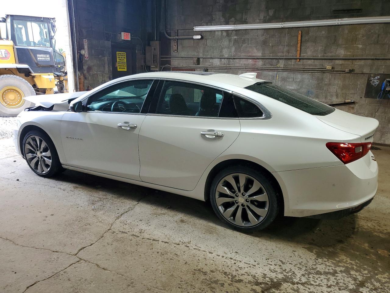 2016 Chevrolet Malibu Premier - Image 2