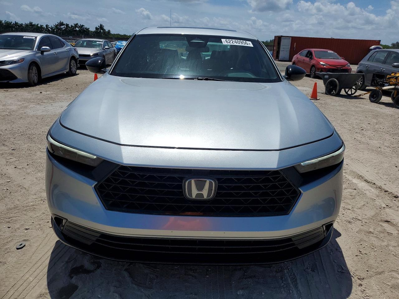 2024 Honda Accord Hybrid Sport - Image 5