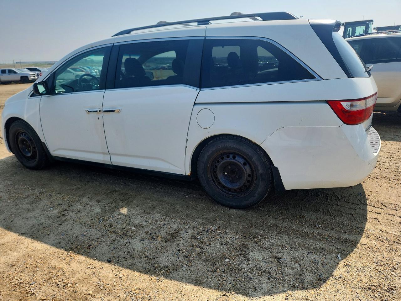 2011 Honda Odyssey Exl - Image 2