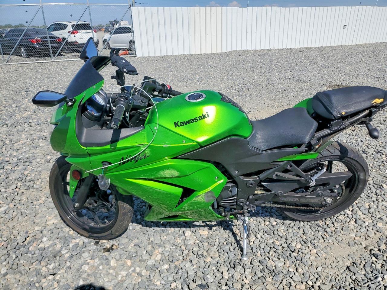 2012 Kawasaki Ex250 J - Фото 3