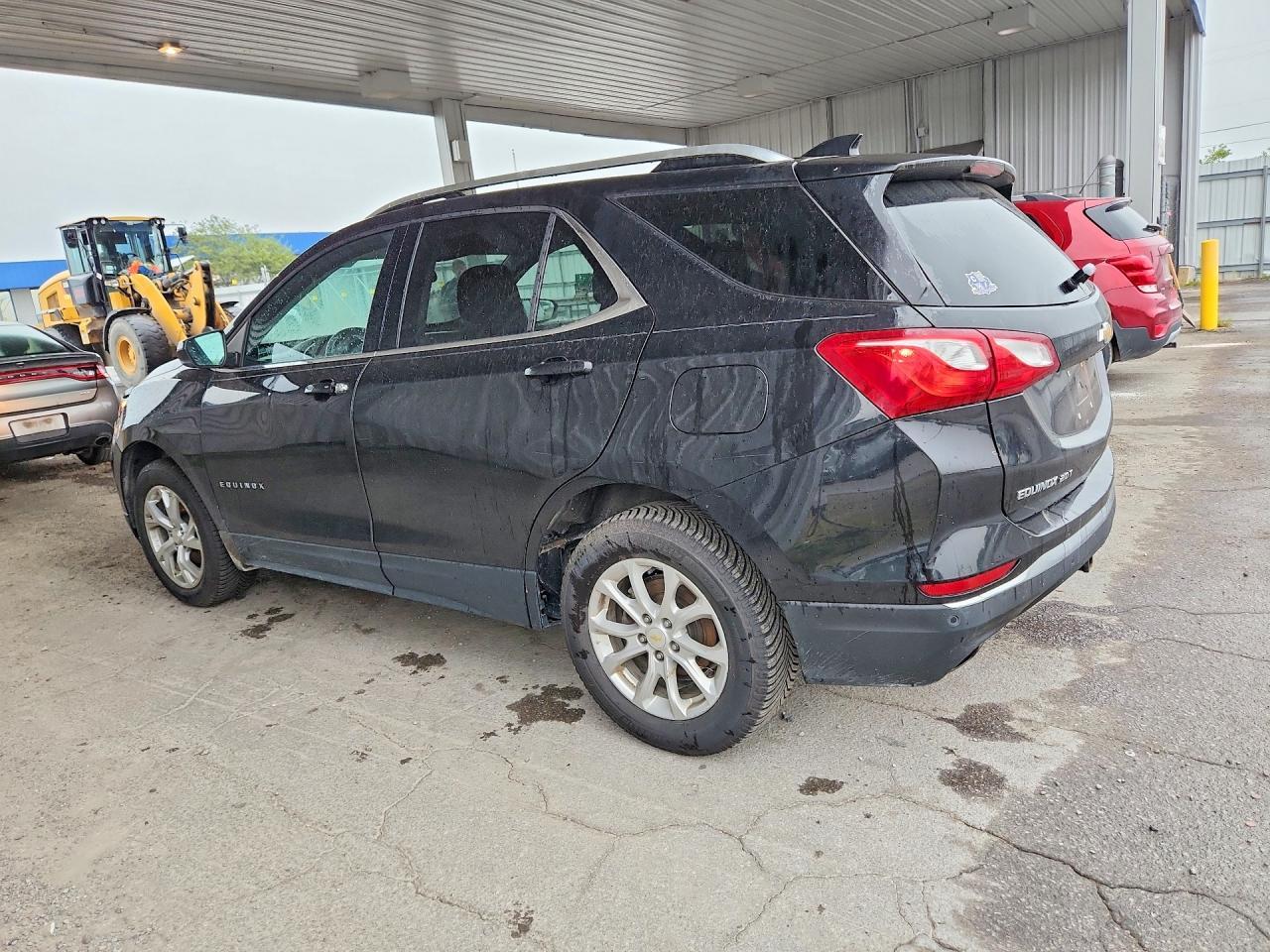2020 Chevrolet Equinox Lt - Фото 2