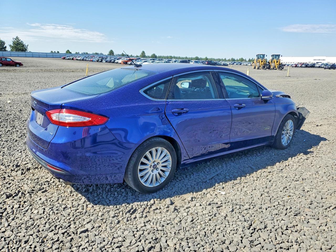 2016 Ford Fusion Se Phev - Image 3