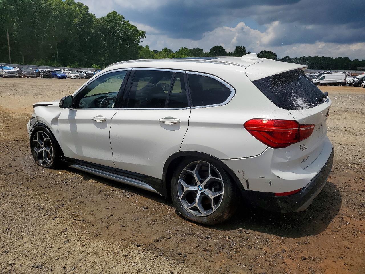2018 BMW X1 xDrive28I - Фото 2