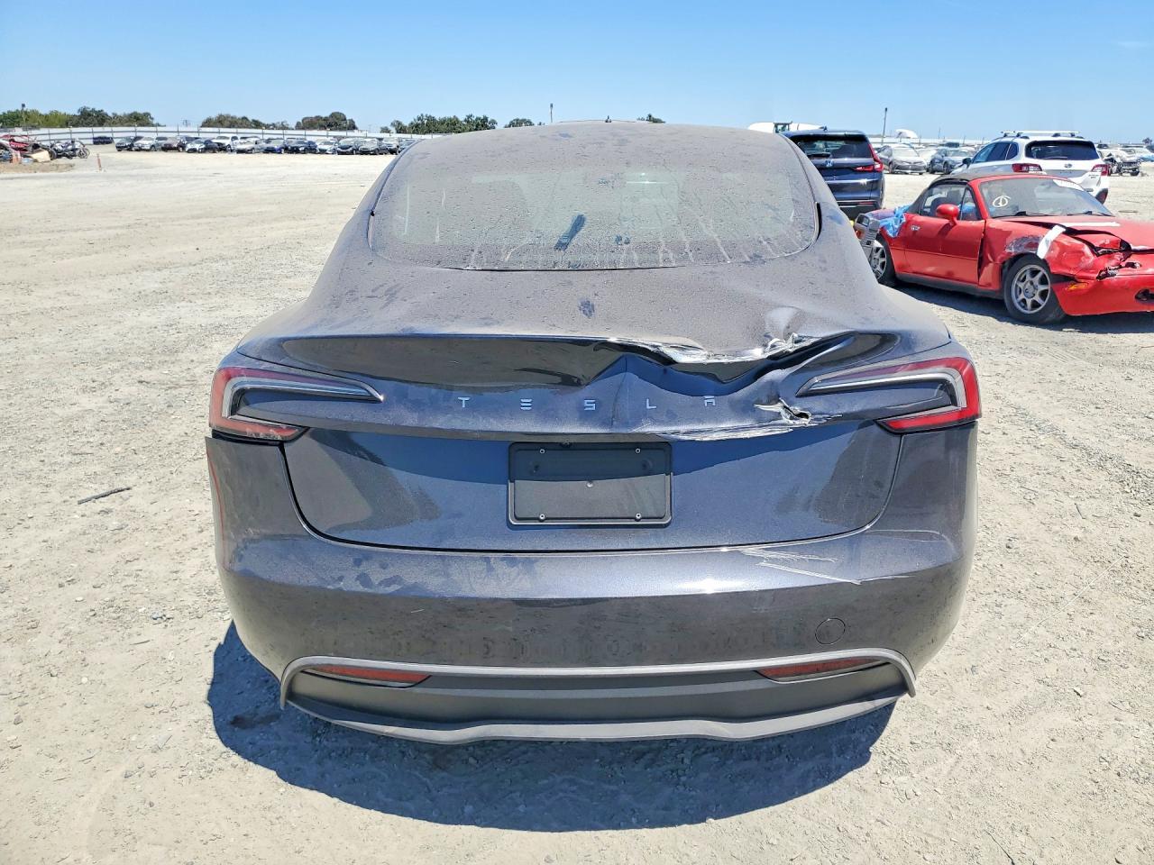 2025 Tesla Model 3 - Image 6