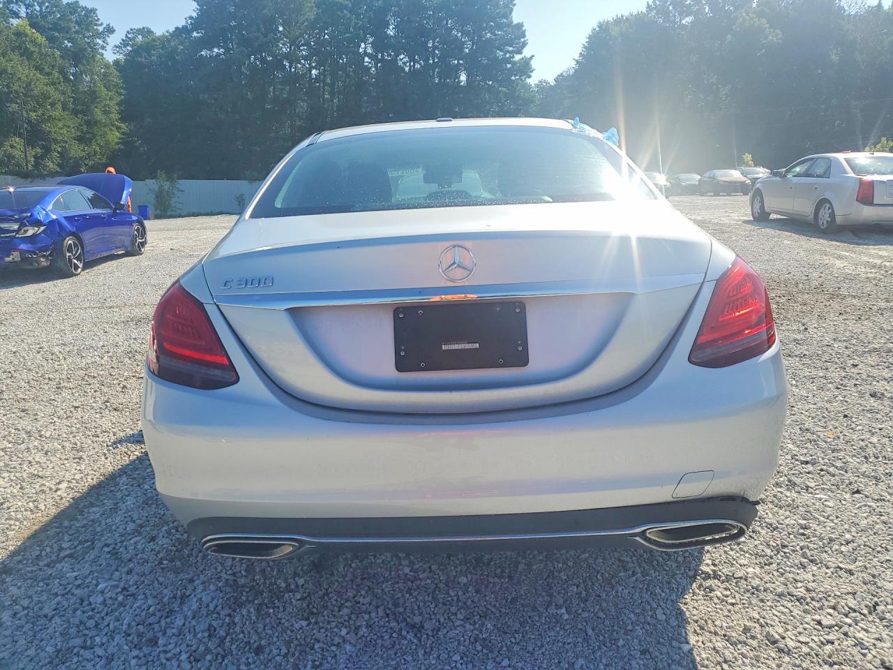 2020 Mercedes-Benz C 300 - Фото 6